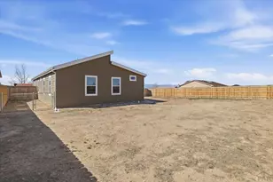 279 W Acorn Dr, Pueblo West, CO 81007 - Photo 40