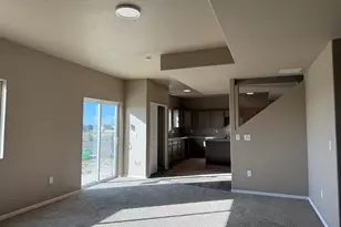 6100 Harper Ln, Pueblo, CO 81008 - Photo 14