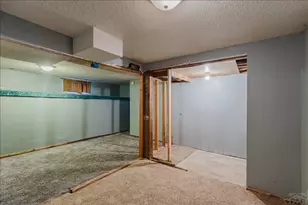 1108 E 3rd St, Pueblo, CO 81001 - Photo 24
