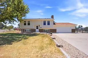1722 Lincoln Ave, La Junta, CO 81050 - Photo 2