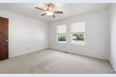 1722 Lincoln Ave, La Junta, CO 81050 - Photo 10