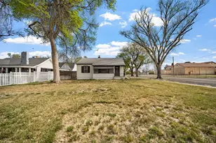 805 W Routt Ave, Pueblo, CO 81004 - Photo 26