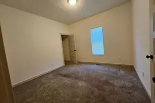 1138 Pine St, Pueblo, CO 81004 - Photo 10