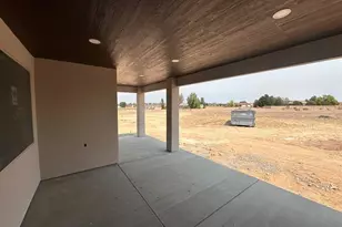 860 S Mcculloch Ct, Pueblo West, CO 81007 - Photo 4