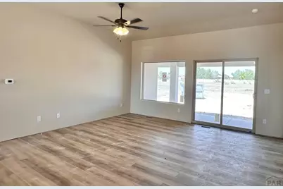 860 S McCulloch Ct, Pueblo West, CO 81007 - Photo 6