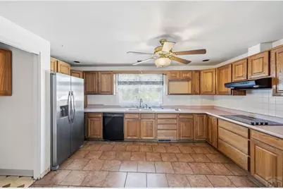 2502 Columbine Ave, Pueblo, CO 81004 - Photo 10