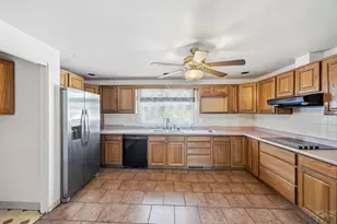 2502 Columbine Ave, Pueblo, CO 81004 - Photo 10