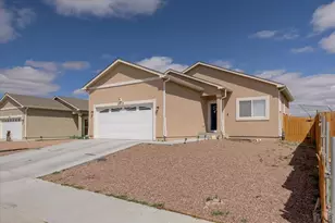 2413 Cruz Ct, Pueblo, CO 81003 - Photo 26