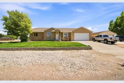 692 S Aguilar Dr, Pueblo West, CO 81007 - Photo 2