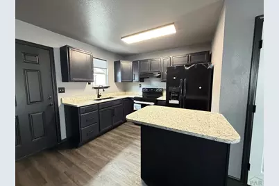 1325 Queens Ave, Pueblo, CO 81001 - Photo 2