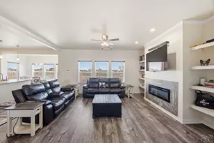 667 E Vermillion Dr, Pueblo West, CO 81007 - Photo 8