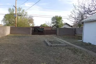 1522 E 4th St, Pueblo, CO 81001 - Photo 18