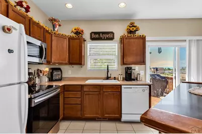 679 S Bow Mar Dr, Pueblo West, CO 81007 - Photo 10