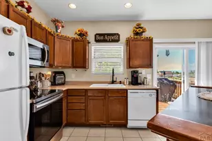 679 S Bow Mar Dr, Pueblo West, CO 81007 - Photo 10