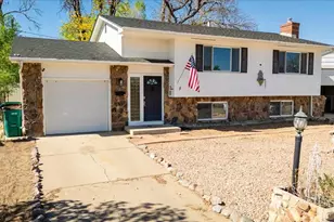 11 Macgregor Rd, Pueblo, CO 81001 - Photo 2