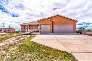 1058 E Ranch Dr, Pueblo West, CO 81007 - Photo 2