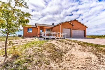1058 E Ranch Dr, Pueblo West, CO 81007 - Photo 4
