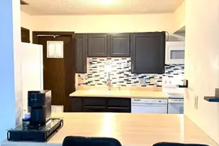 172 Bonnymede Rd, Pueblo, CO 81001 - Photo 6