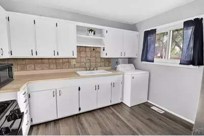 1825 Seminole Lane, Pueblo, CO 81001 - Photo 8