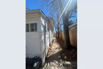 217 Washington St, Pueblo, CO 81004 - Photo 16