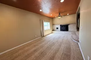 2202 Harvey Pl, Pueblo, CO 81006 - Photo 16