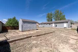 160 E Eads Dr, Pueblo West, CO 81007 - Photo 32
