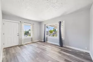 1213 E 13th St, Pueblo, CO 81001 - Photo 8