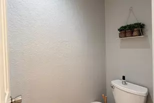 142 Douglas Ln, Pueblo, CO 81001 - Photo 22