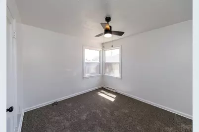 422 S Prairie Ave, Pueblo, CO 81005 - Photo 10