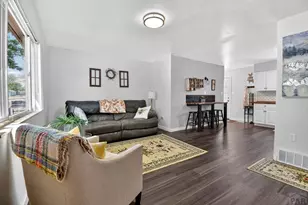4327 Sage St, Pueblo, CO 81005 - Photo 8