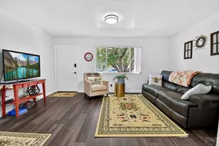 4327 Sage St, Pueblo, CO 81005 - Photo 6