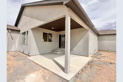 675 E Heron Dr, Pueblo West, CO 81007 - Photo 4