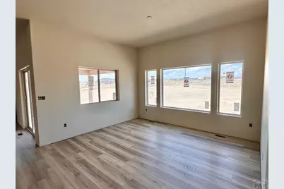 675 E Heron Dr, Pueblo West, CO 81007 - Photo 4
