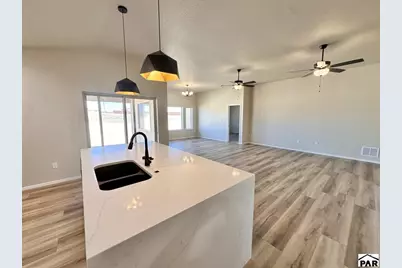 675 E Heron Dr, Pueblo West, CO 81007 - Photo 2