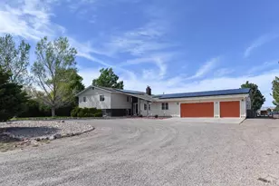 453 E Hahns Peak Ave, Pueblo West, CO 81007 - Photo 2