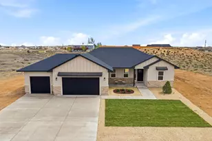1218 N Challenger Pl, Pueblo West, CO 81007 - Photo 28
