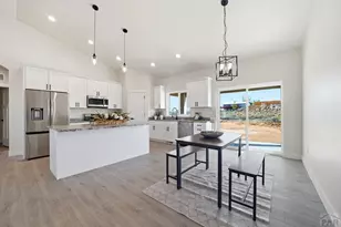 1218 N Challenger Pl, Pueblo West, CO 81007 - Photo 12