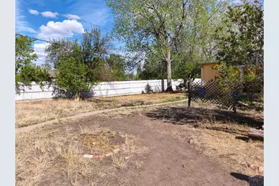 824 W 7th St, Walsenburg, CO 81089 - Photo 10