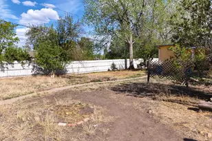 824 W 7th St, Walsenburg, CO 81089 - Photo 10