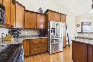 553 S Saunders Dr W, Pueblo West, CO 81007 - Photo 14