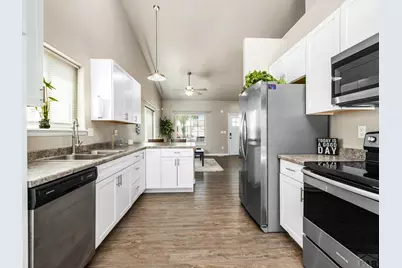 602 Orange St, Pueblo, CO 81005 - Photo 8