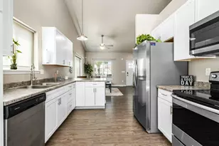 602 Orange St, Pueblo, CO 81005 - Photo 8