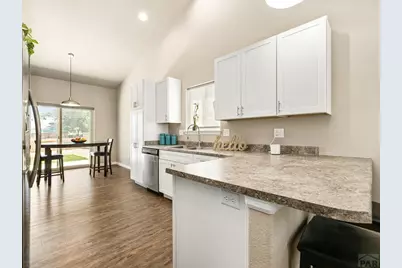 602 Orange St, Pueblo, CO 81005 - Photo 6