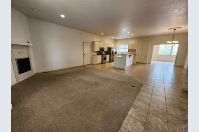 6055 Pine Bluff Dr, Pueblo, CO 81004 - Photo 4