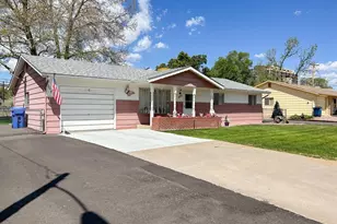 327 W Circle Dr, Canon City, CO 81212 - Photo 1