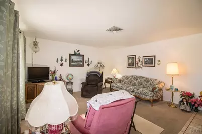327 W Circle Dr, Canon City, CO 81212 - Photo 4