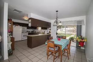 327 W Circle Dr, Canon City, CO 81212 - Photo 6