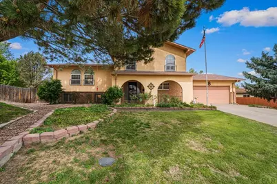 8 Courtney Place, Pueblo, CO 81001 - Photo 2