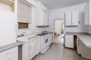 413 W 13th St, Pueblo, CO 81003 - Photo 10