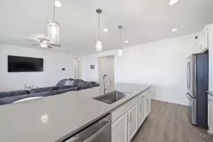 2213 Sunrise Ln, Pueblo, CO 81008 - Photo 12